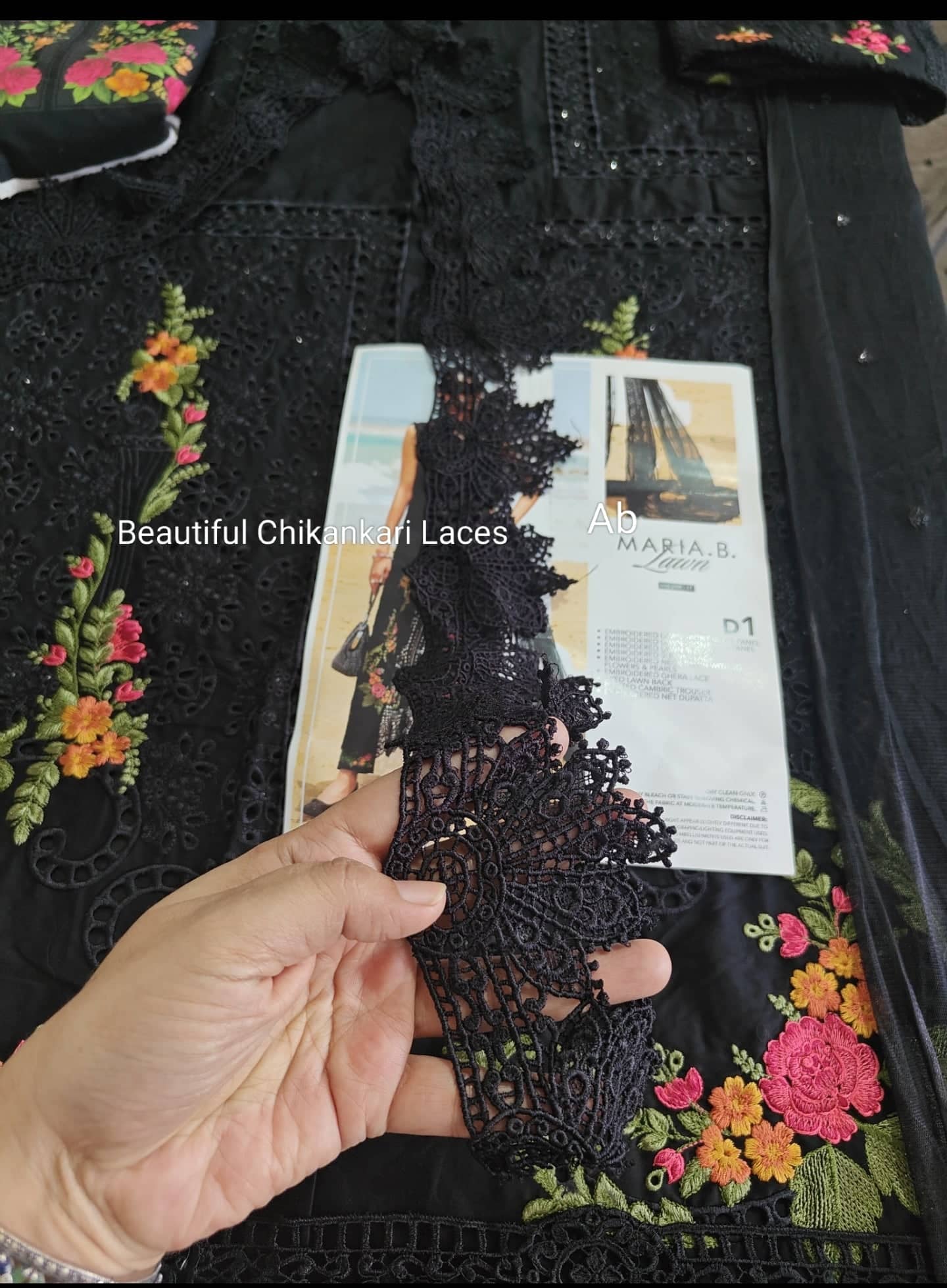 Open Pic/Maria B Luxury Lawn 25/Vol 2/D