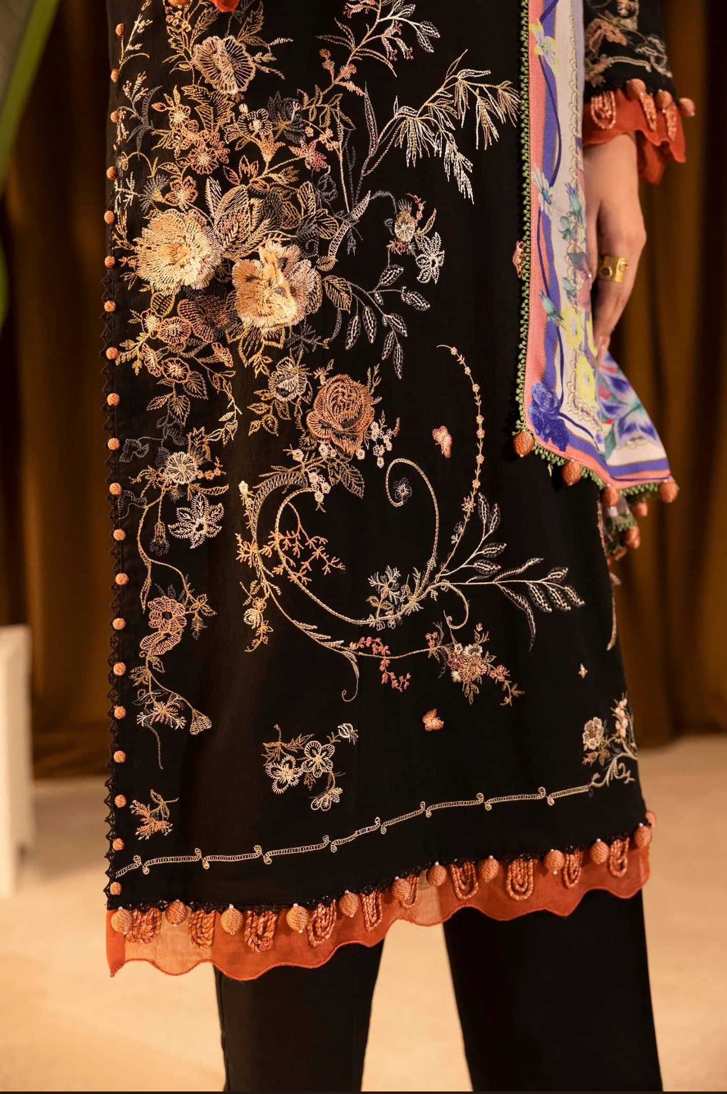 img_sana_safinaz_muzlin_awwal_boutique