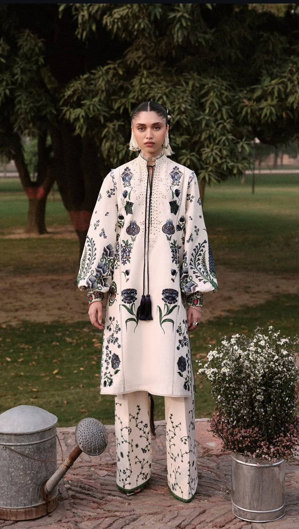 img_jugnu_lahore_khaddar_awwal_boutique