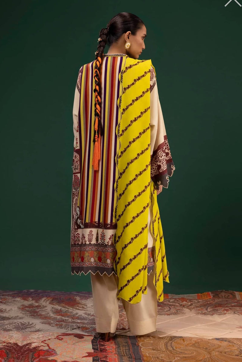 img_sana_safinaz_mahay_winter_awwal_boutique