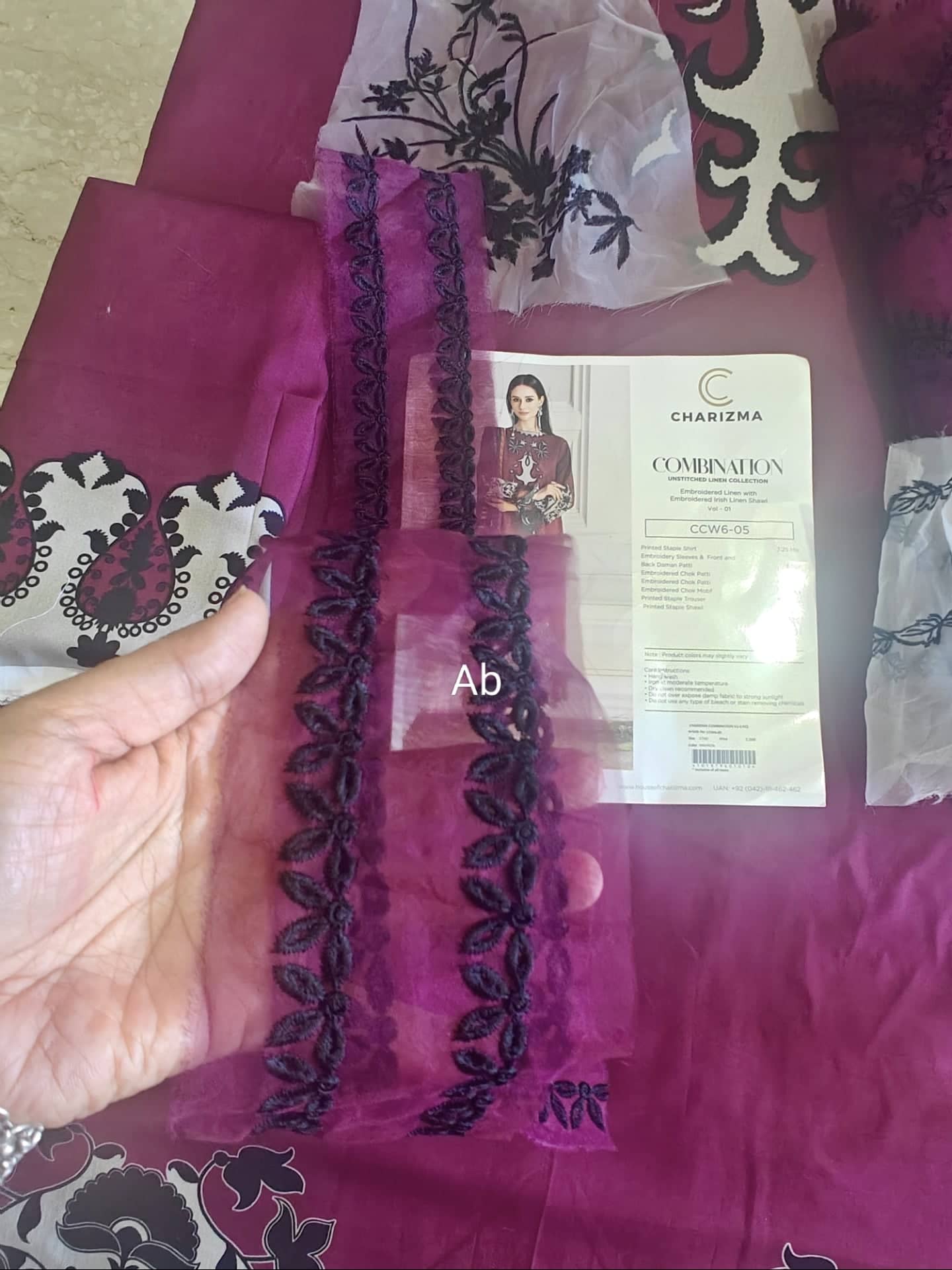 Open Pic/Embroideried Irish Linen Shawl