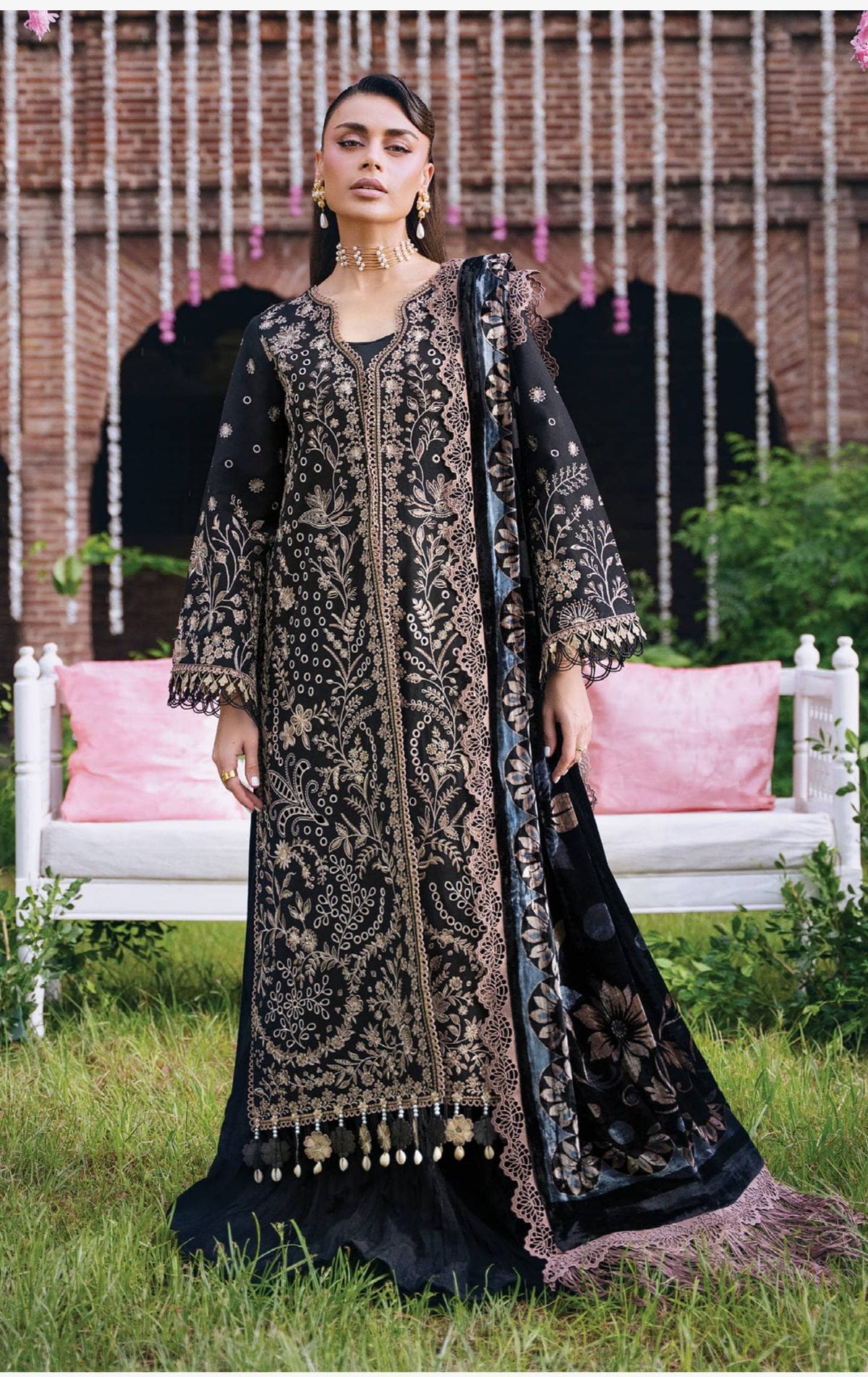 img_rang_rasiya_amelia_luxury_winter_awwal_boutique