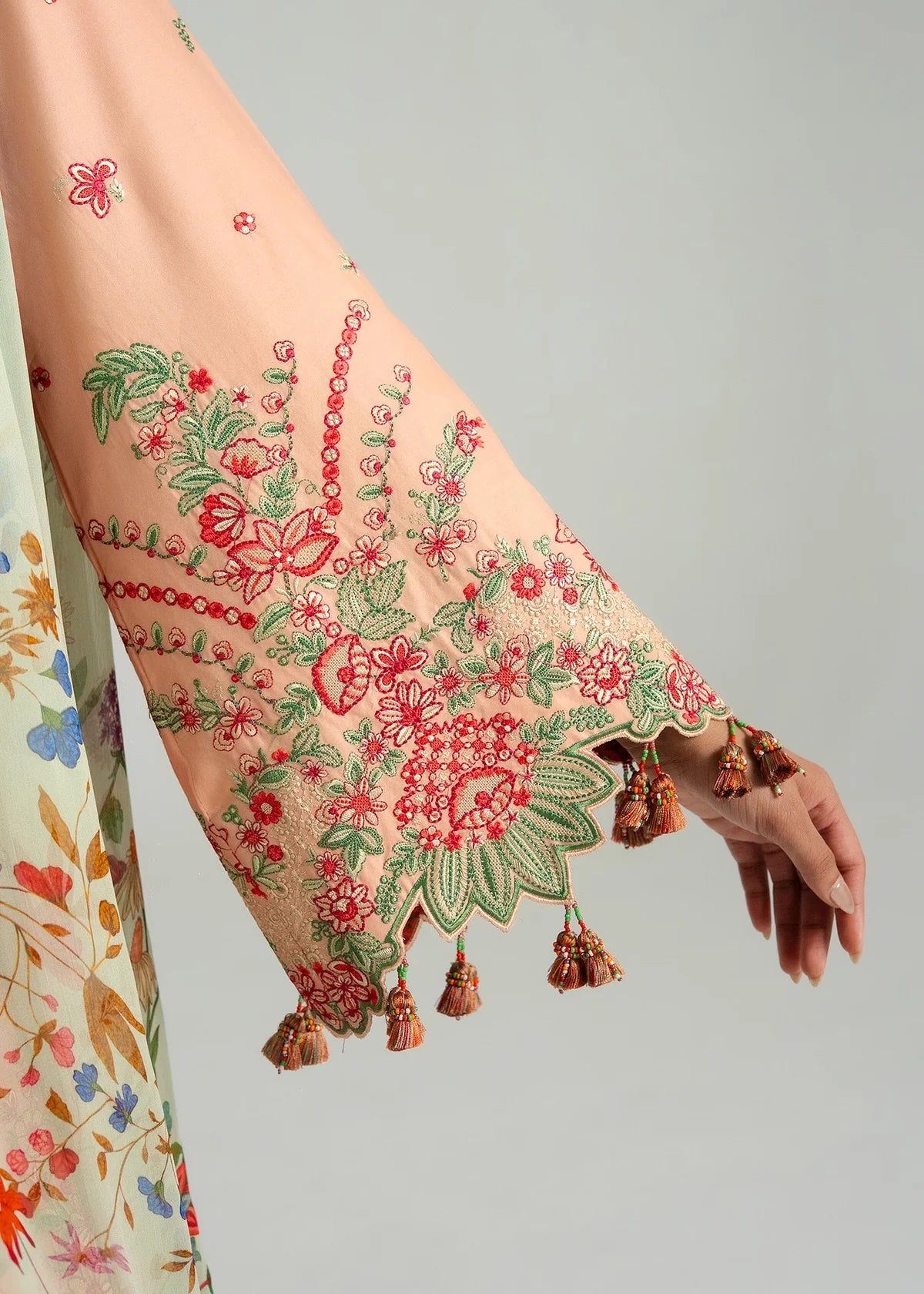 Hot 🔥Seller!Jugnu Lahore Lawn/Seftali/Peach