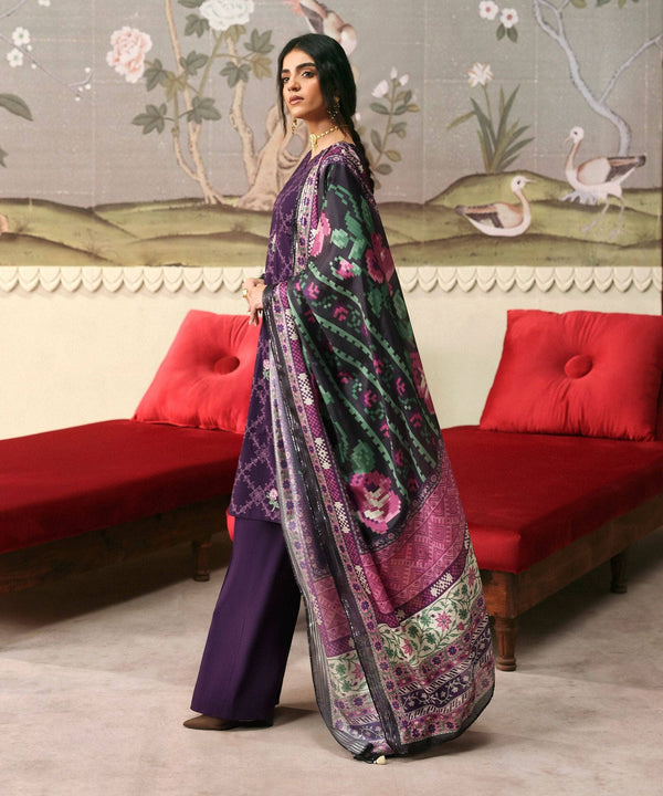 Sapphire Fall Winter 25/Embroidered Raw Silk Suit/U3FELX25V845