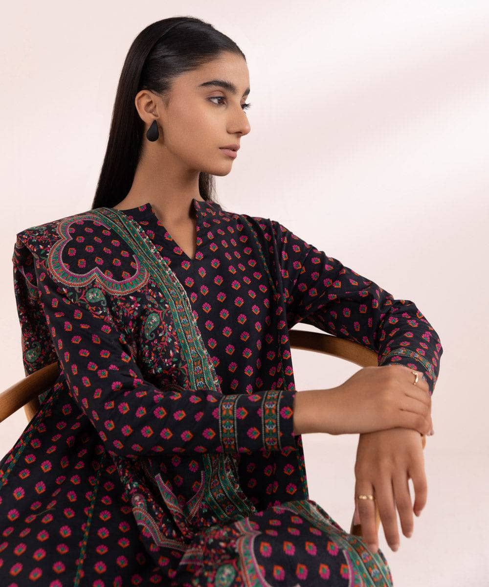 img_sapphire_lawn_24_awwal_boutique