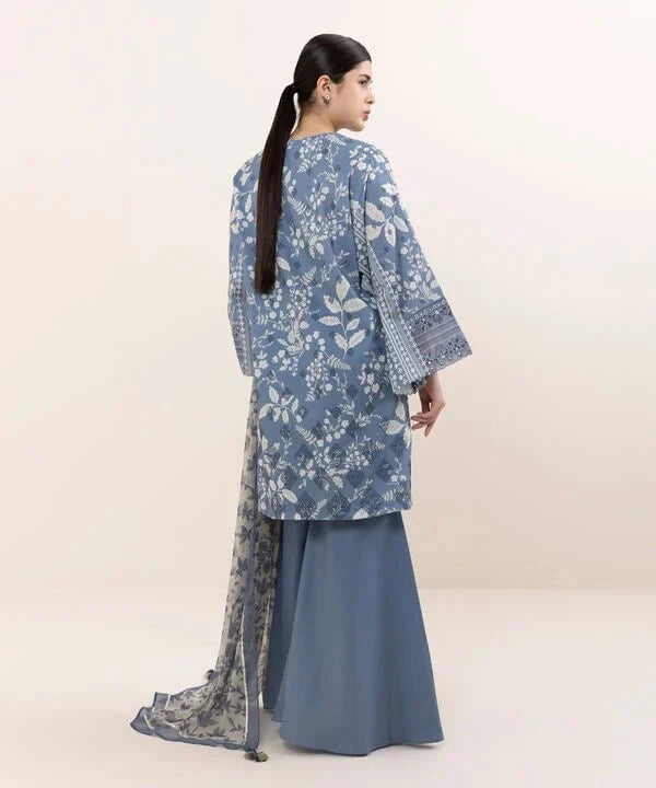 Sapphire Intermix 25/Vol 2/Embroidered Lawn Suit/Light Blue Off White