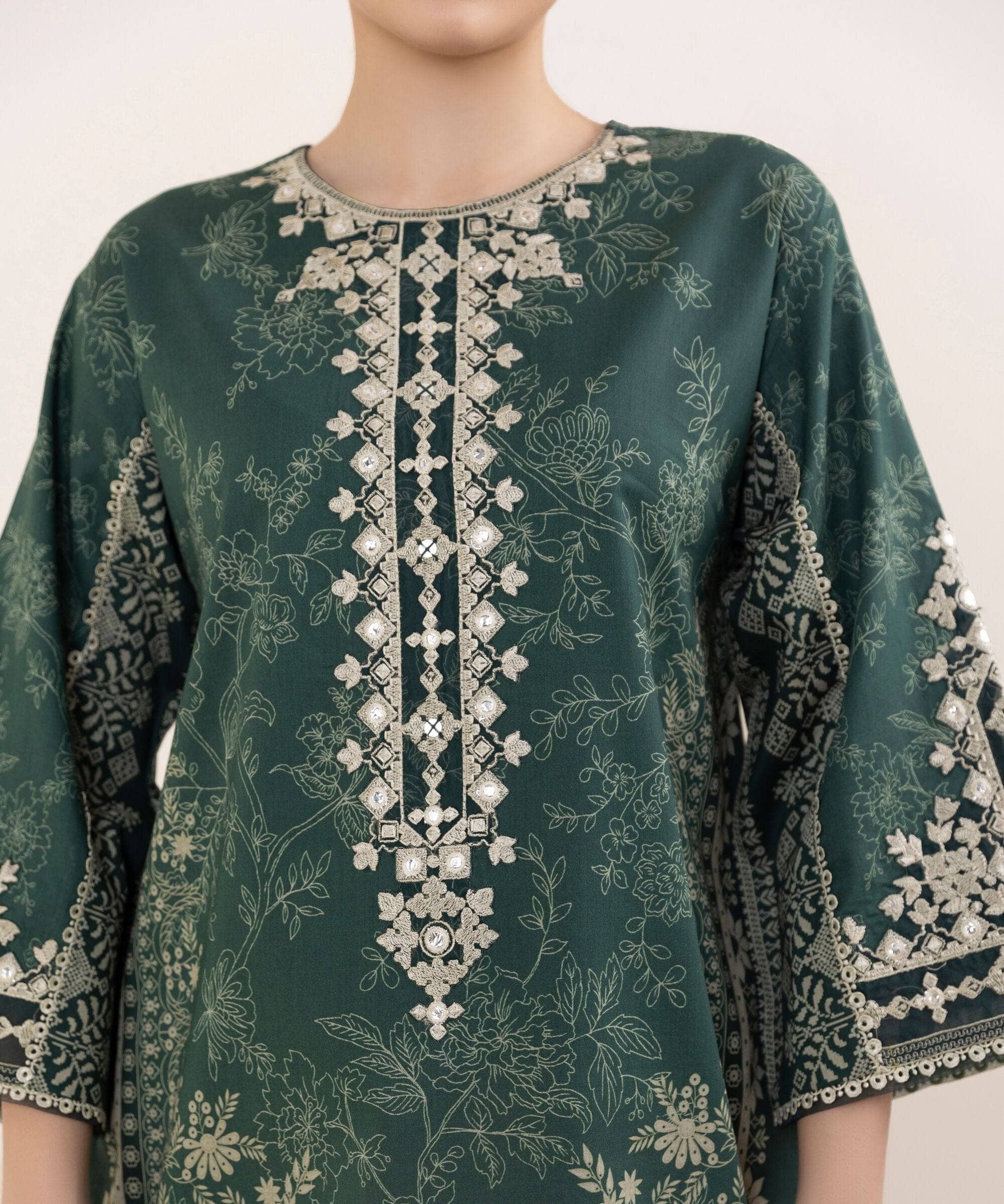 Sapphire Intermix 25/Vol 2/Embroideried Lawn Suit/Green