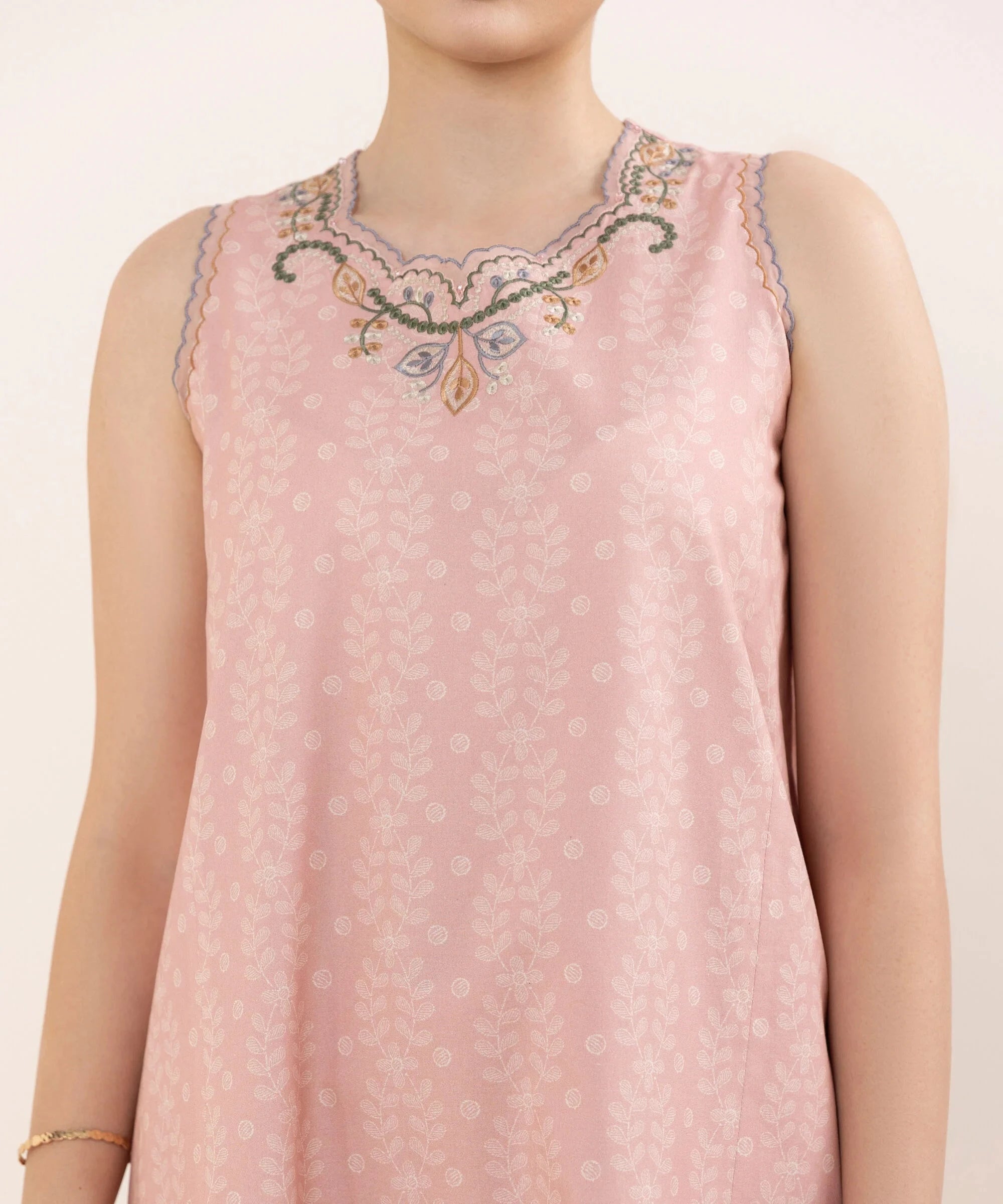 Sapphire Intermix 25/Vol 2/Embroideried Lawn Suit/Pink