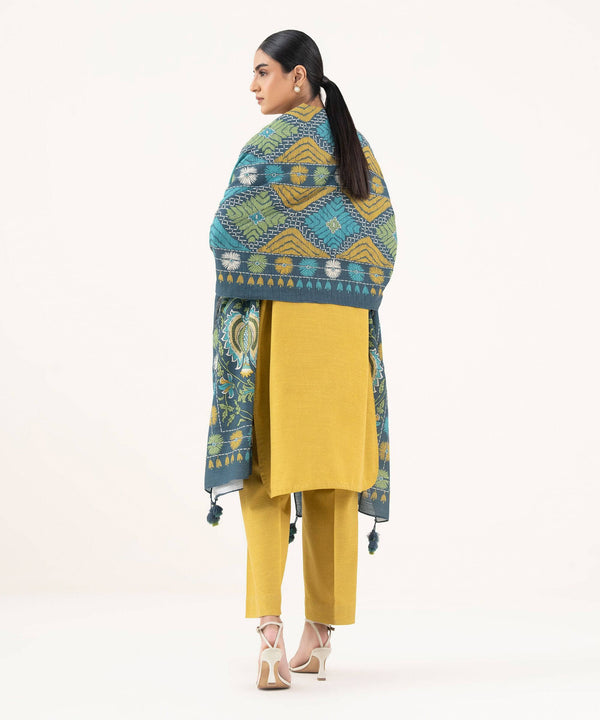 Sapphire Fall Winter 25/Embroideried Khaddar Suit/U3PEDY25V811