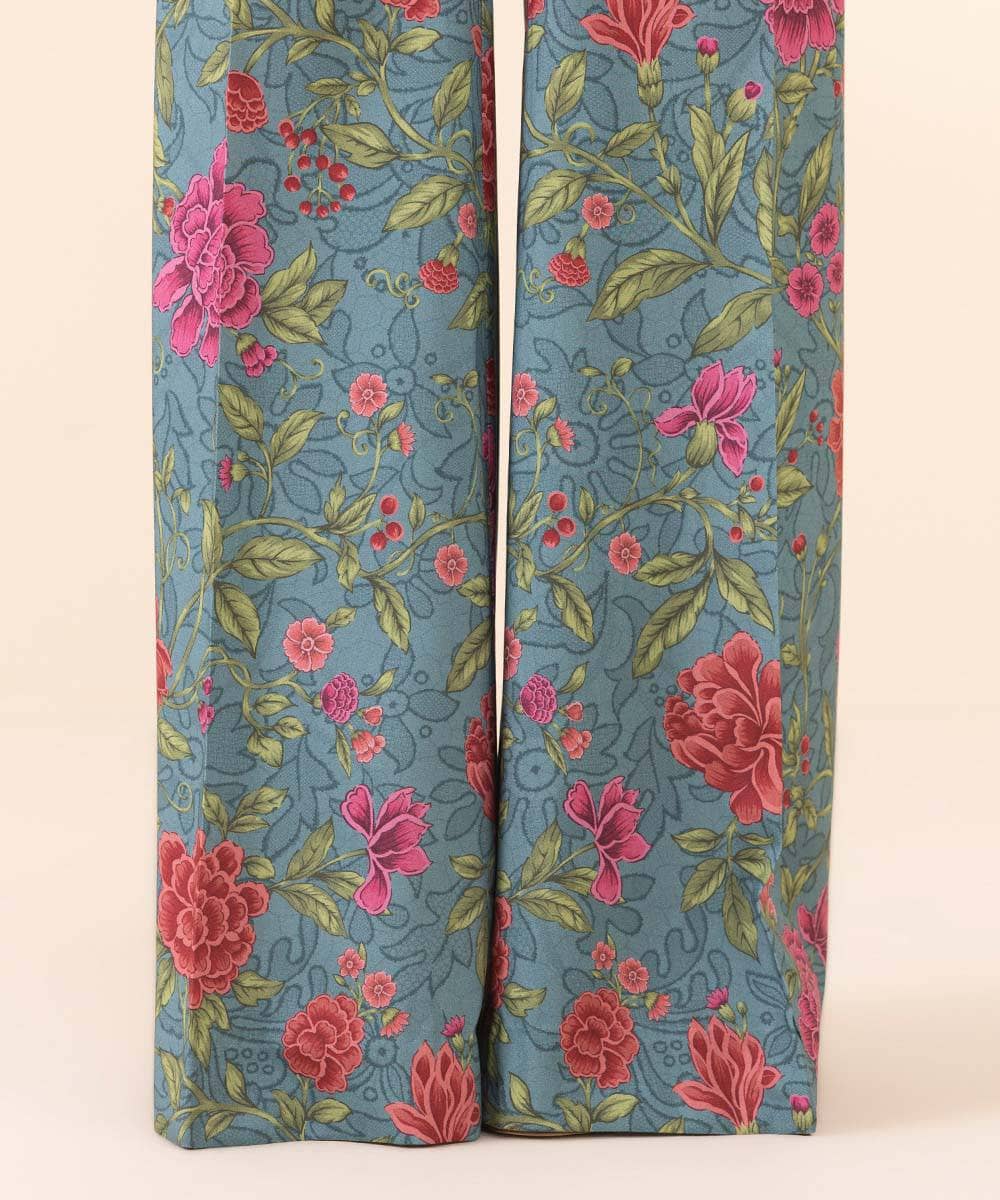 img_sapphire_intermix_awwal_boutique