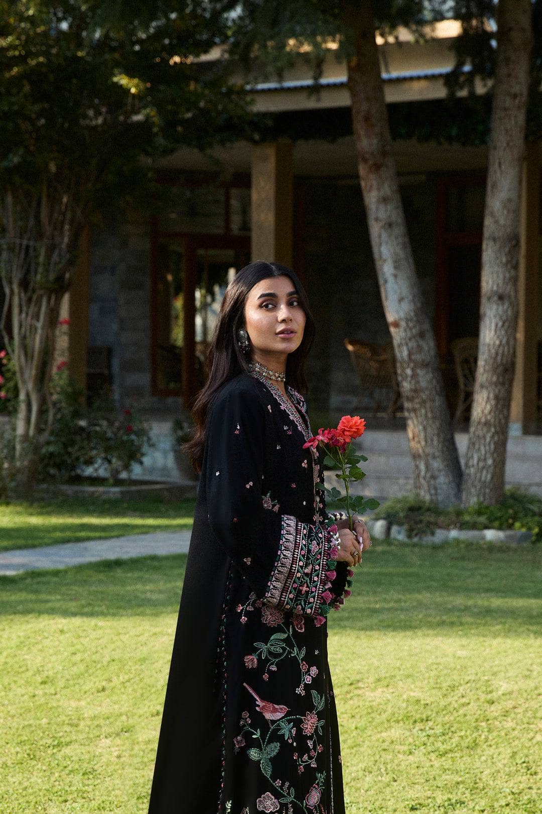 img_zaha_winter_24_awwal_boutique