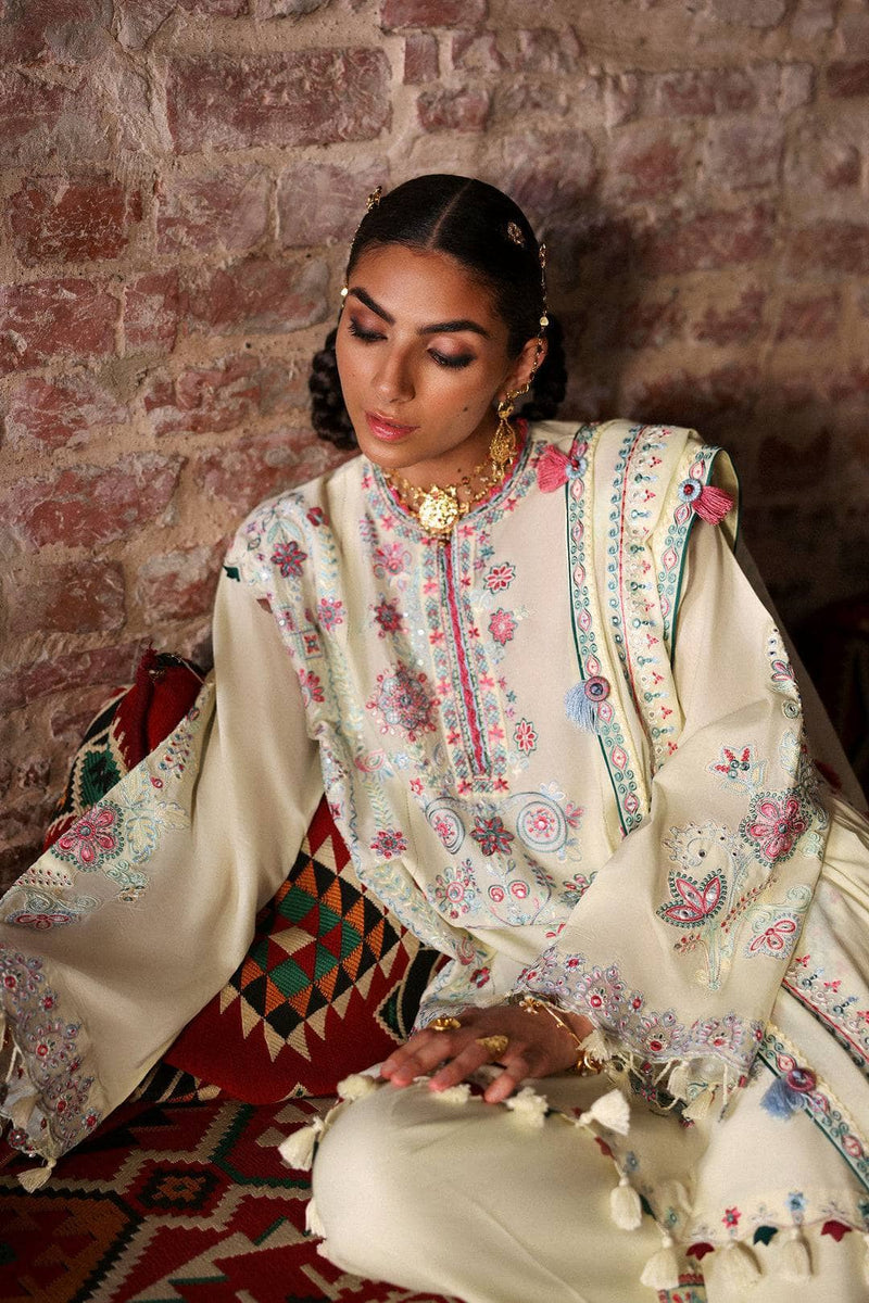 img_zaha_lawn_awwal_boutique