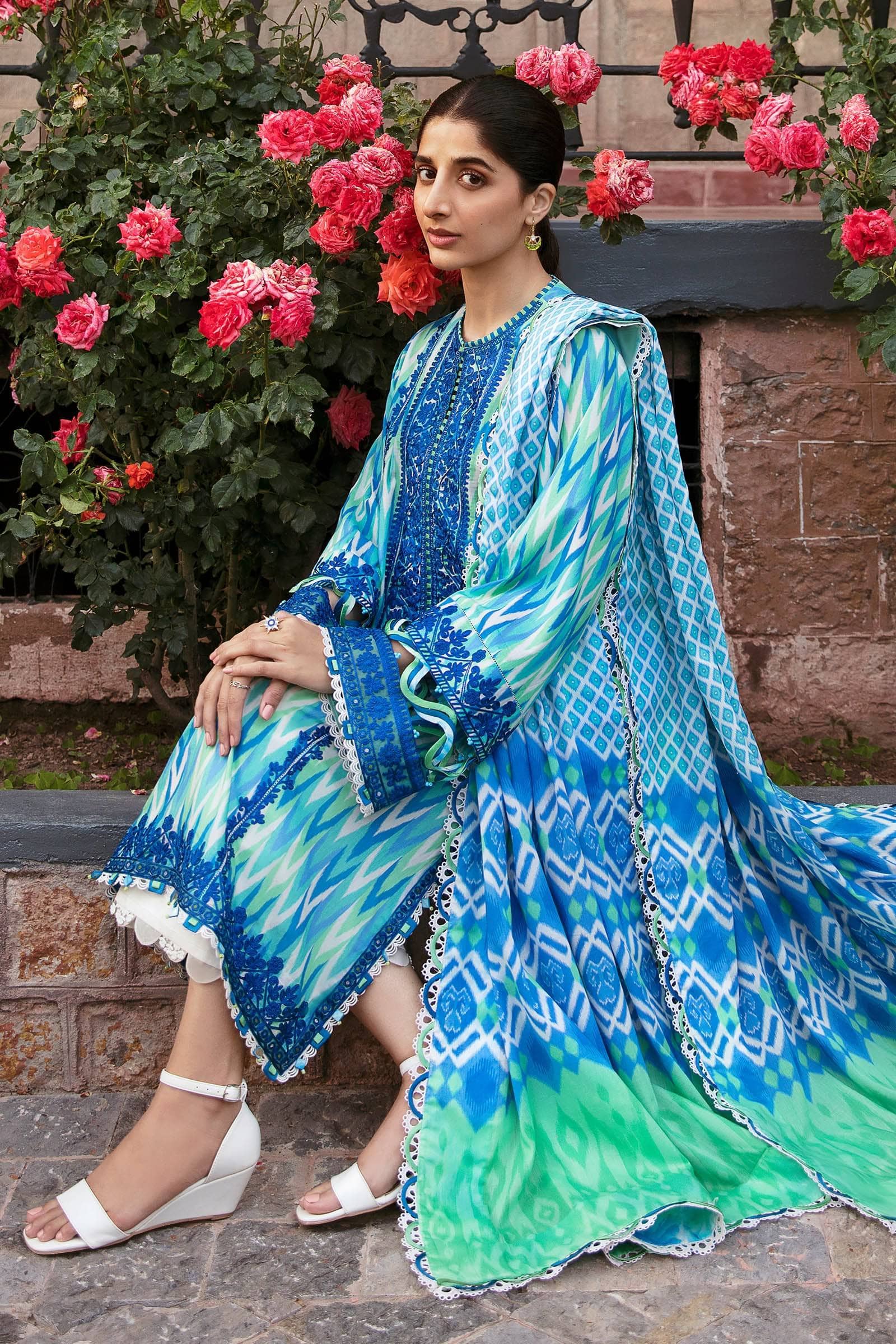 img_zaha_festive_eid_lawn_23_awwal_boutique