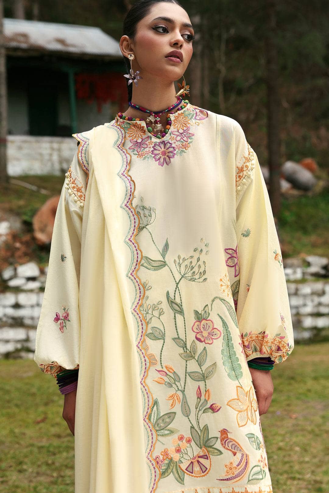img_zaha_festive_lawn_neelum_awwal_boutique