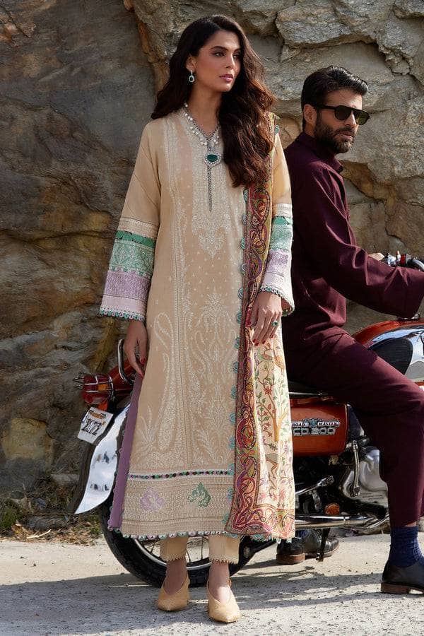 img_elan_lawn_24_awwal_boutique