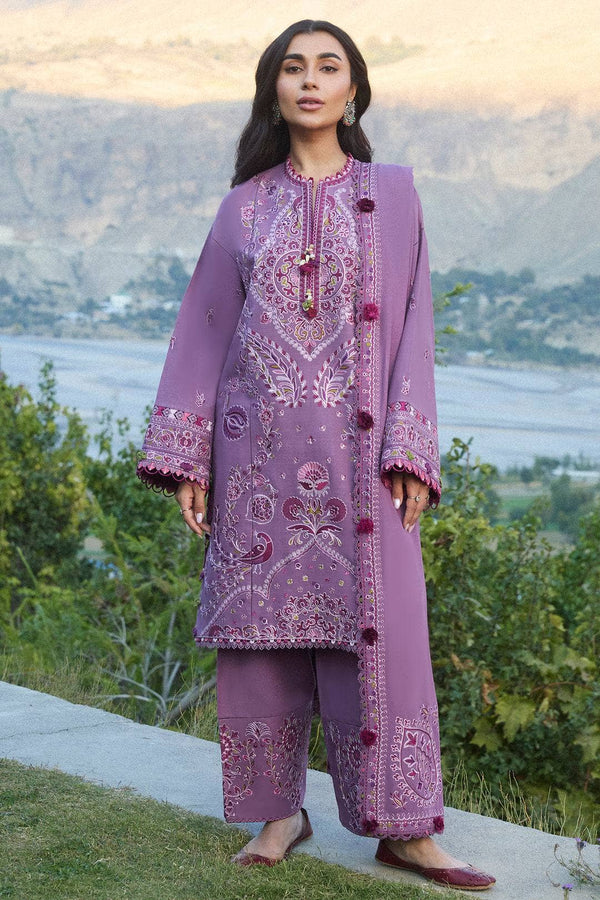 img_zaha_winter_24_awwal_boutique