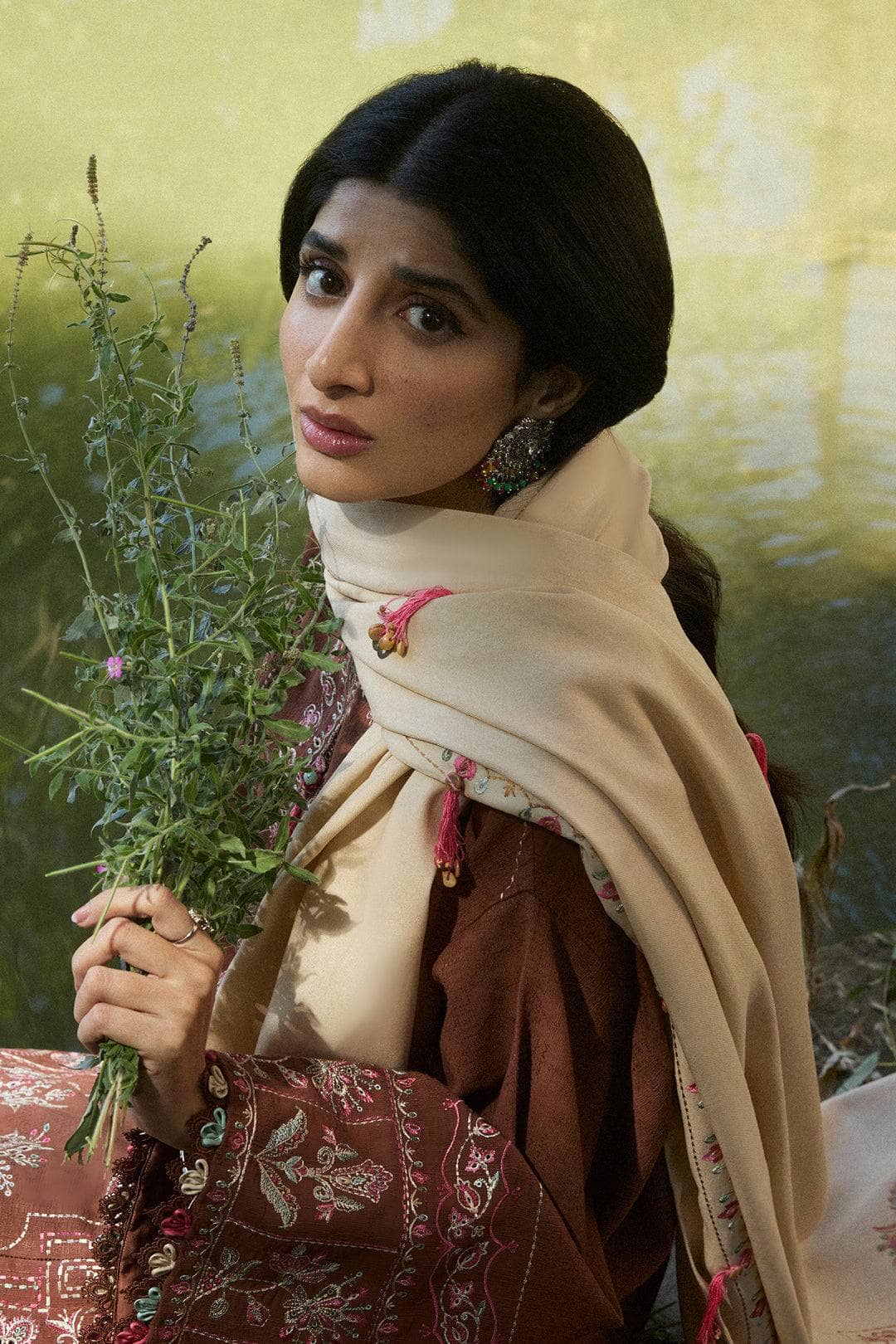 img_zaha_winter_24_awwal_boutique