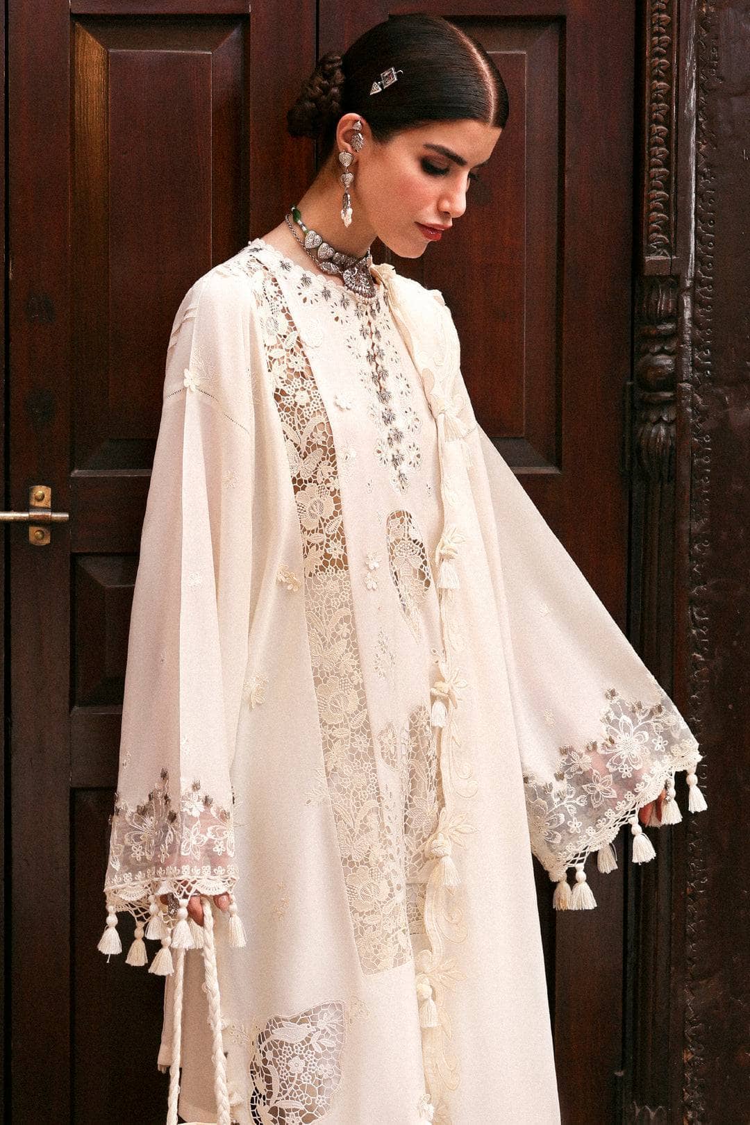 img_zaha_lawn_awwal_boutique