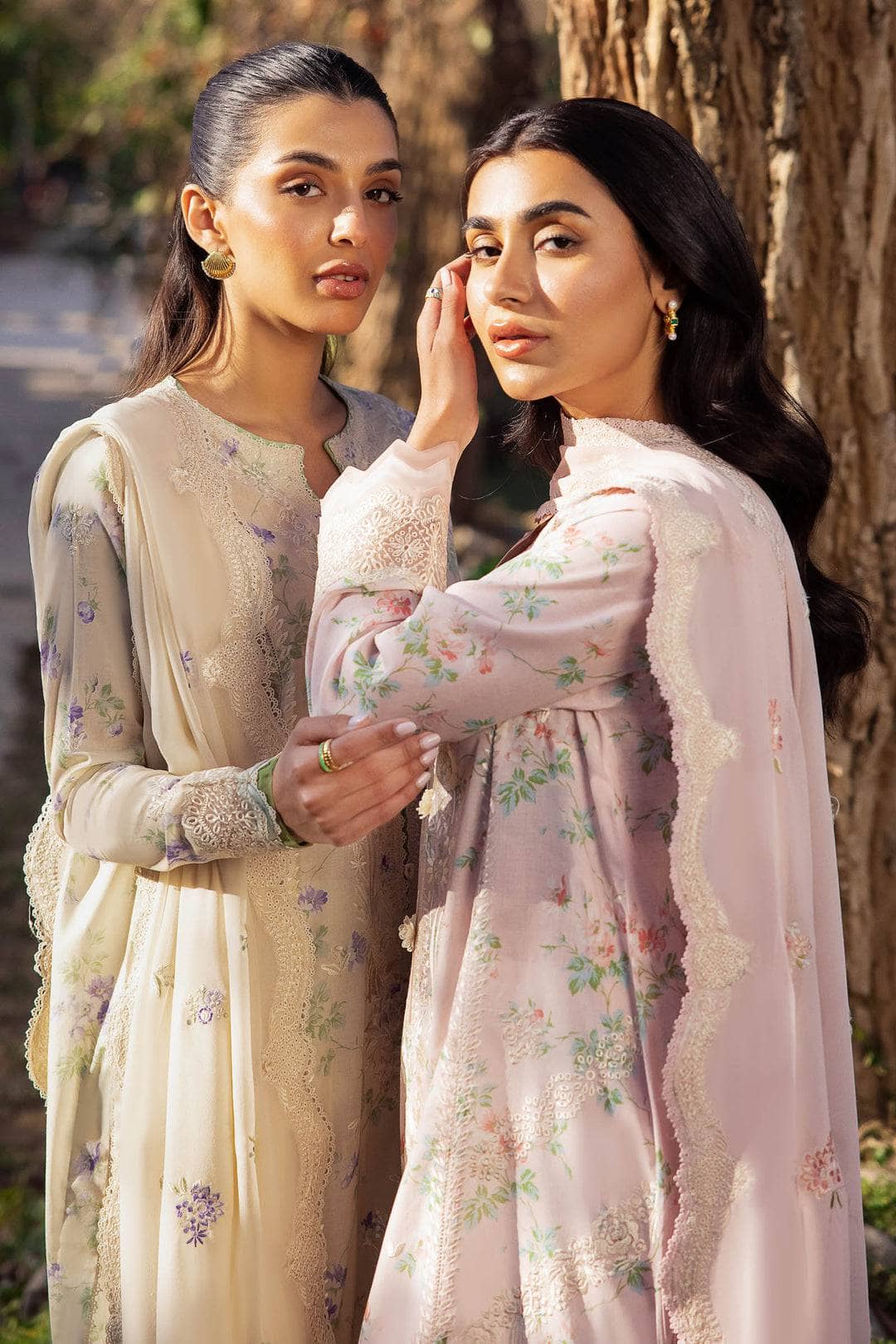 img_zaha_lawn_24_awwal_boutique