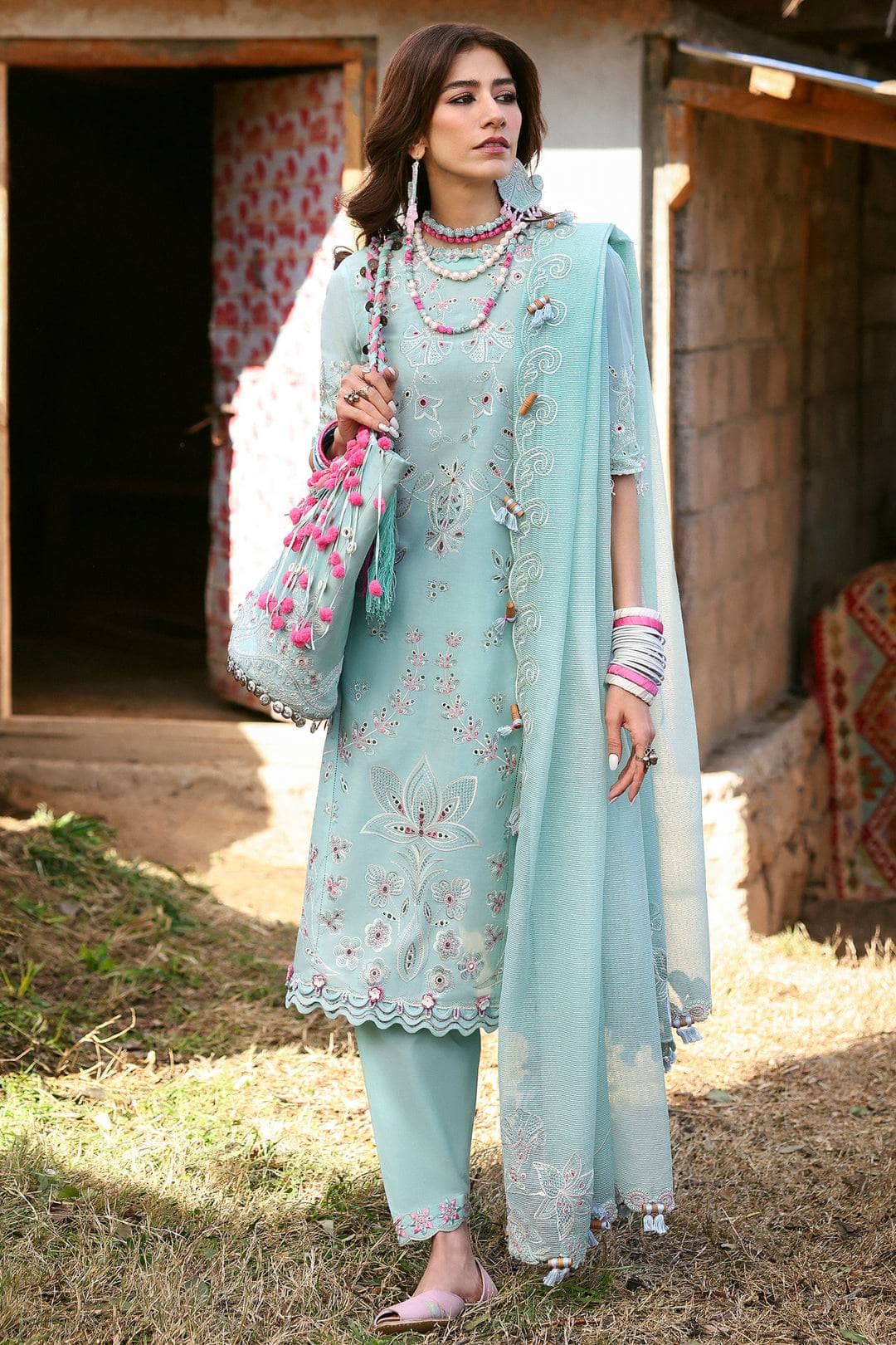 img_zaha_festive_lawn_neelum_awwal_boutique