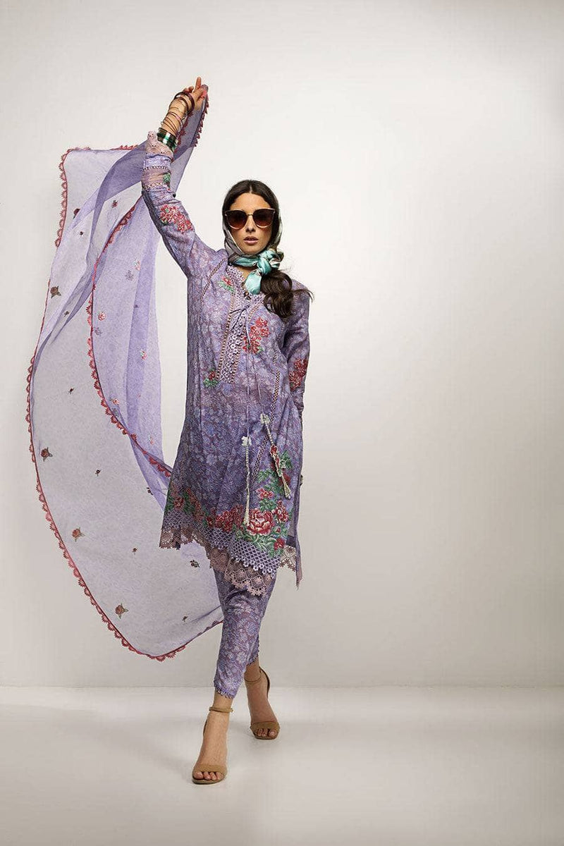 img_sobia_nazir_vital_lawn_23_awwal_boutique