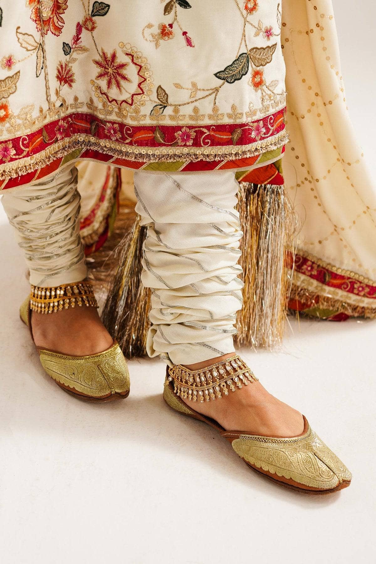 img_zara_shahjahan_winter_23_awwal_boutique