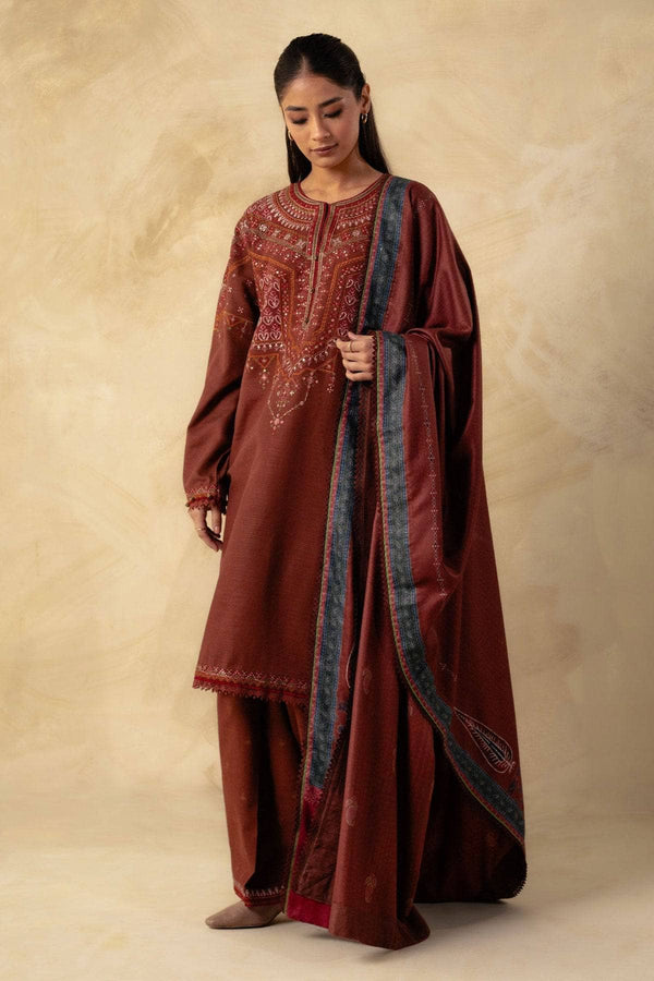 img_coco_winter_by_zara_shahjahan_awwal_boutique