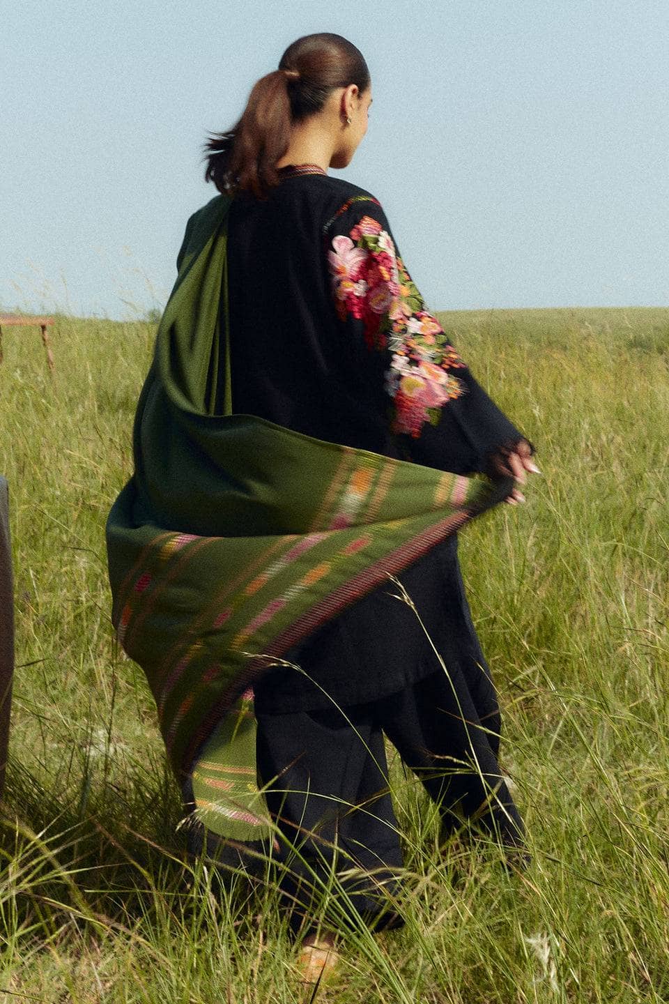 img_zara_shahjahan_coco_winter_24_awwal_boutique