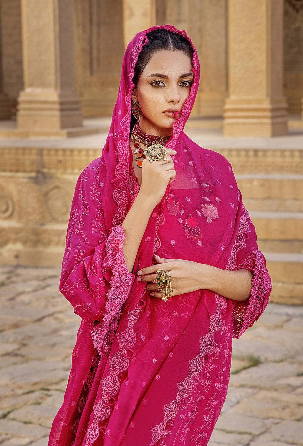 img_adans_libas_chikankari_schiffli_lawn_awwal_boutique