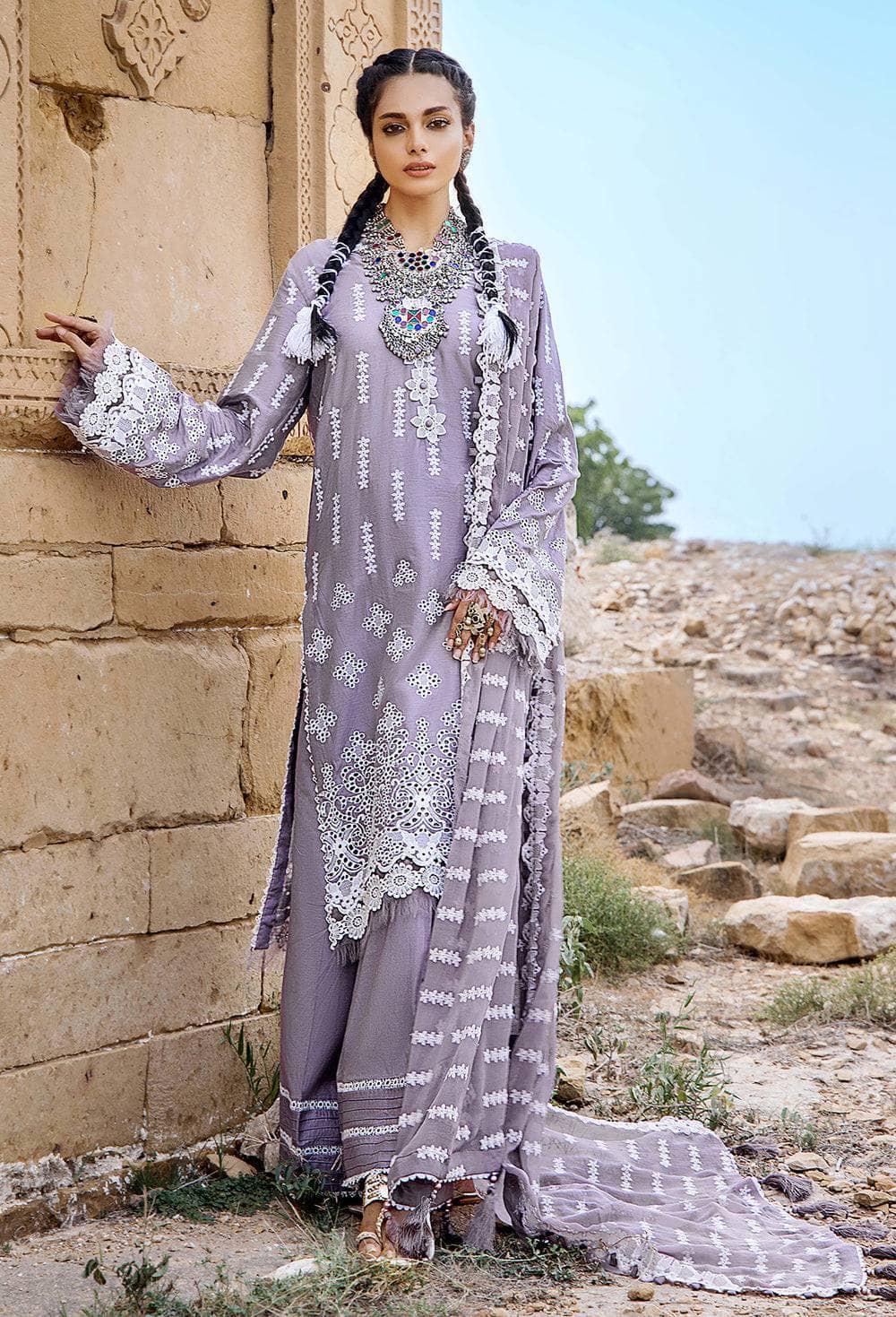 img_adans_libas_chikankari_schiffli_lawn_awwal_boutique