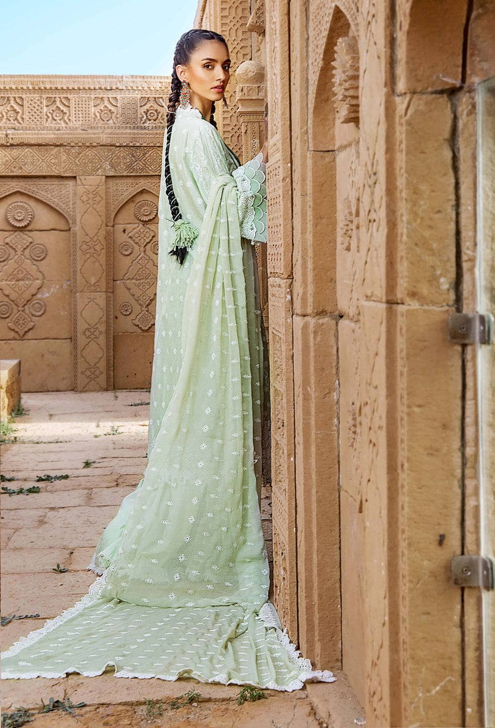 img_adans_libas_chikankari_schiffli_lawn_awwal_boutique