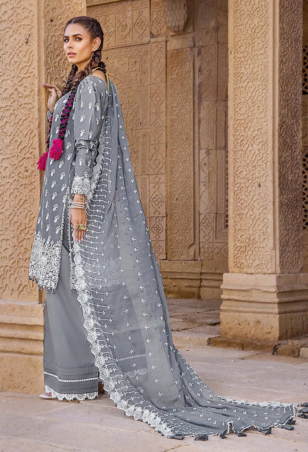 img_adans_libas_chikankari_schiffli_lawn_awwal_boutique