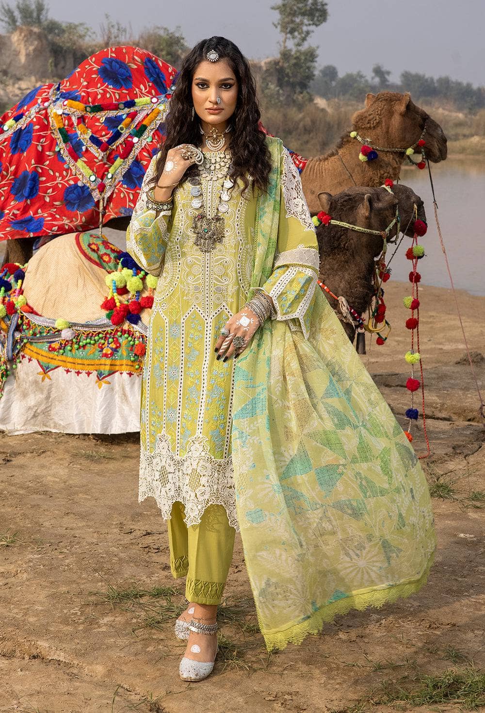 img_adans_libas_lawn_by_hafzah_zia_awwal_boutique