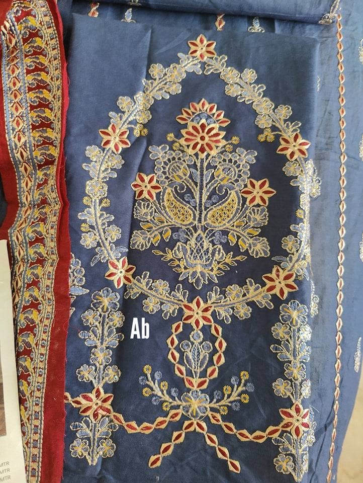 img_open_pic_ramsha_andaz_lawn_23_awwal_boutique