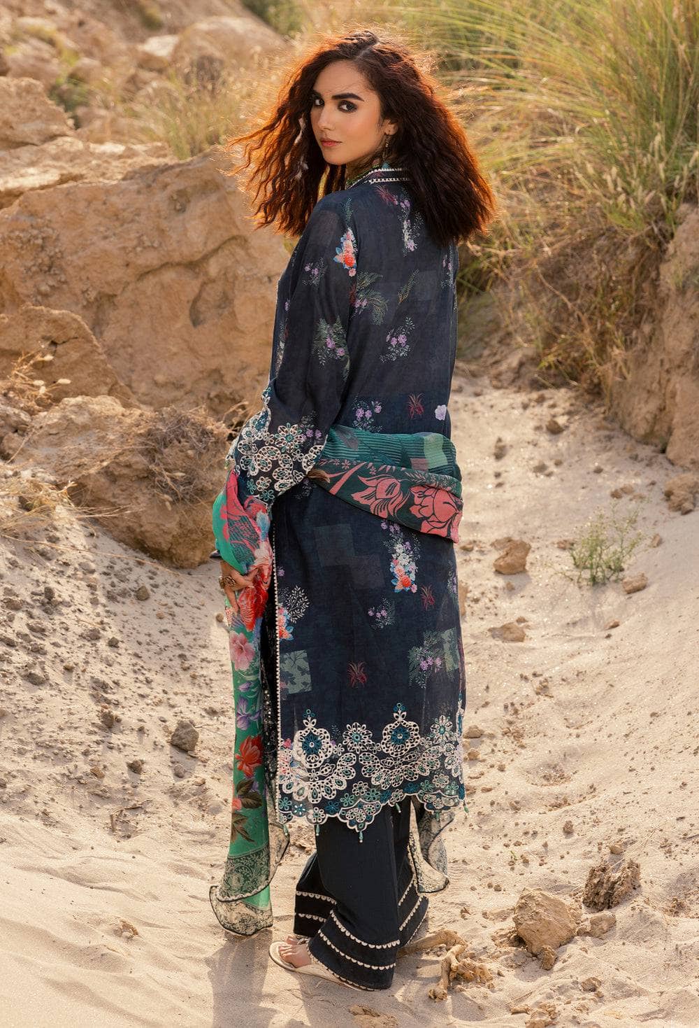 img_adans_libas_printkari_lawn_23_awwal_boutique