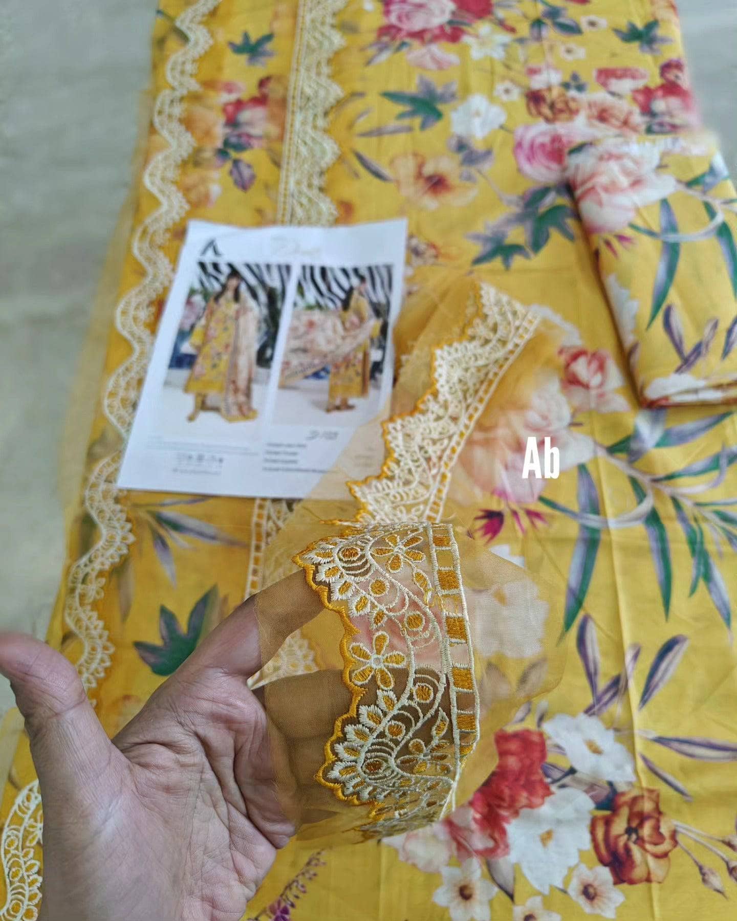 img_adans_libas_prints_awwal_boutique