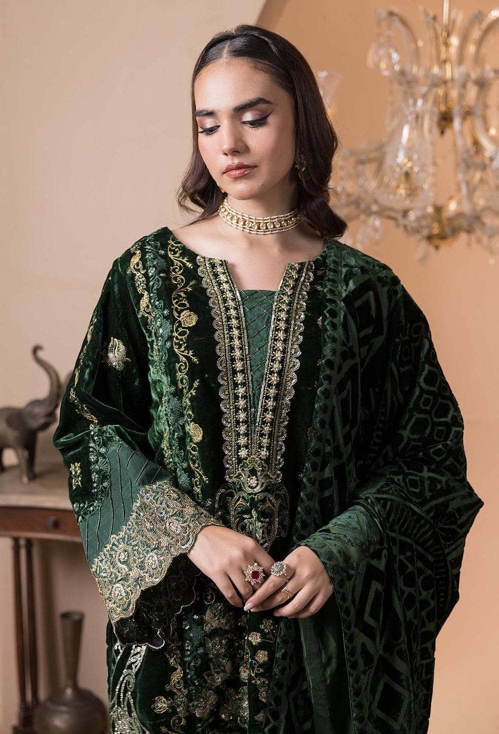Adans Libas Velvet Palachi Velvet Pakistani Suits Restocked/Adans Libas Velvet Palachi 24 Vol 1