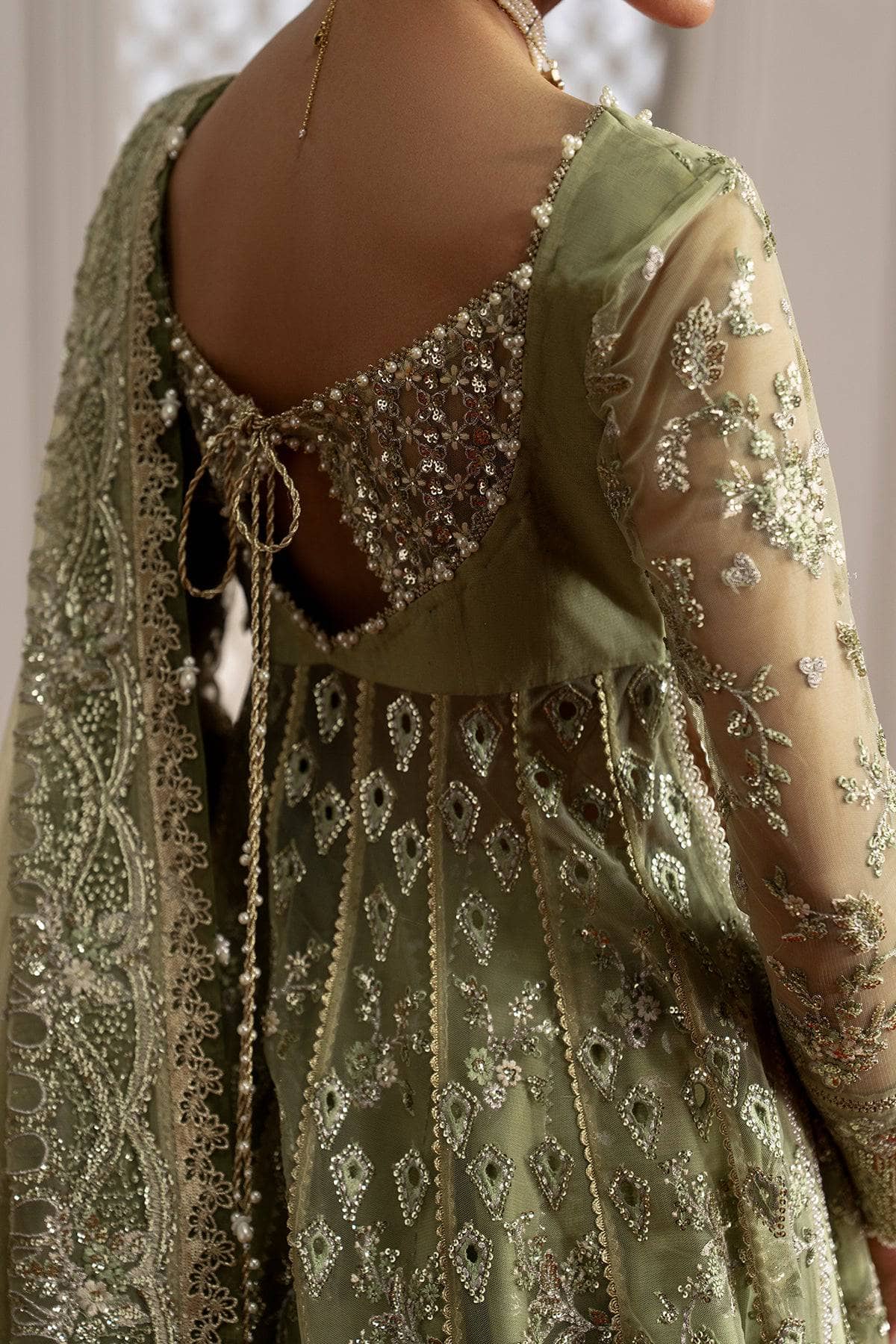 Afrozeh Aure Formals/Theodora/Sage Green