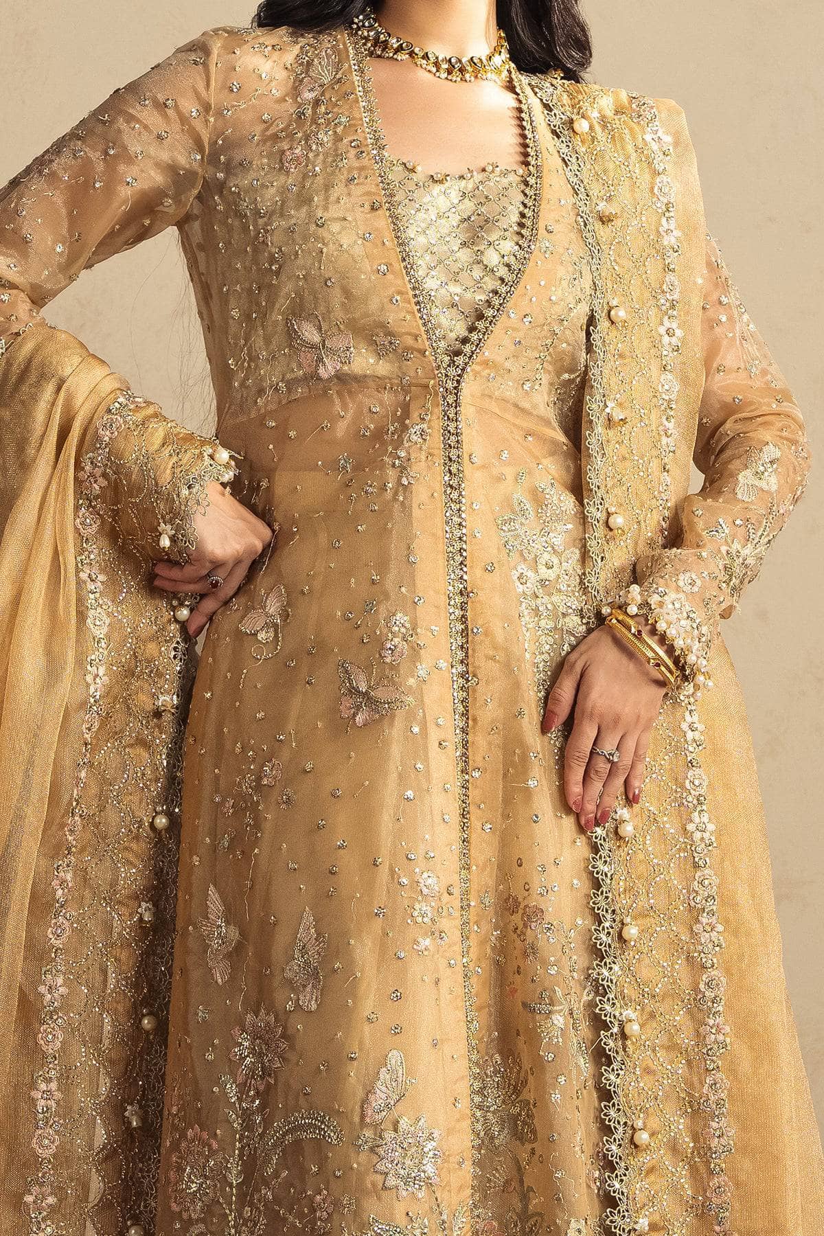 img_afrozeh_ayzel_luminara_awwal_boutique