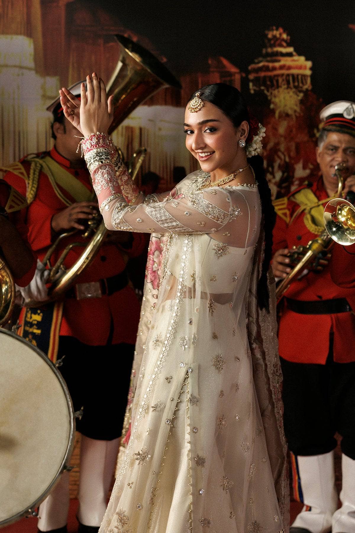 Afrozeh Shehnai Wedding Formals 26/Rang-E-Wafa/Off White