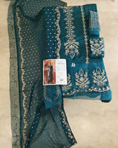 img_afrozeh-divani_silk_edit_awwal_boutique