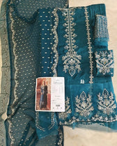 img_afrozeh-divani_silk_edit_awwal_boutique