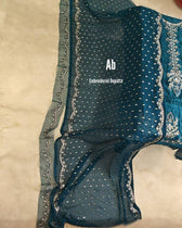 img_afrozeh-divani_silk_edit_awwal_boutique