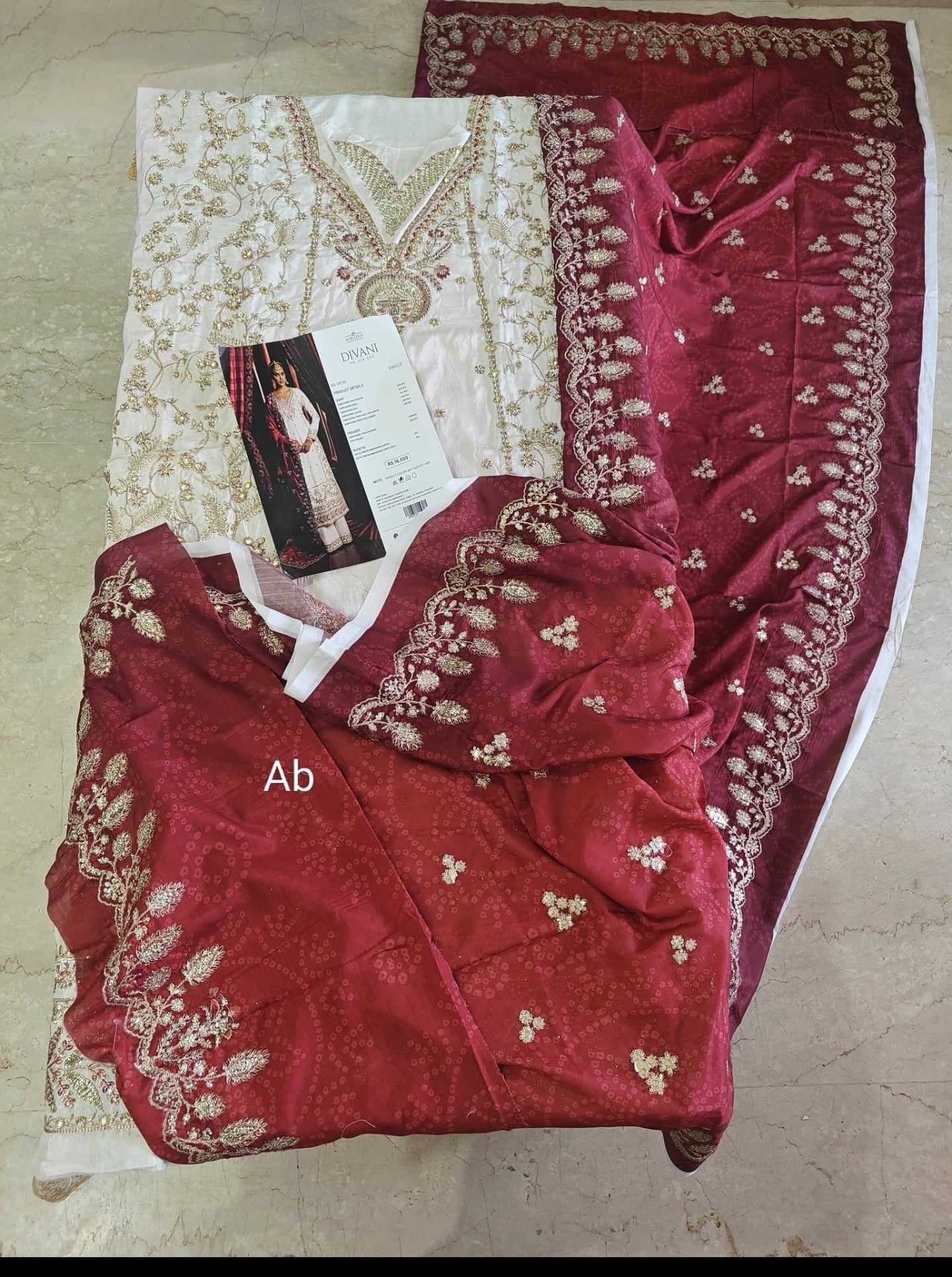 Afrozeh Divani open pics Open Pic/Afrozeh Divani The Silk/Khuld/Ivory