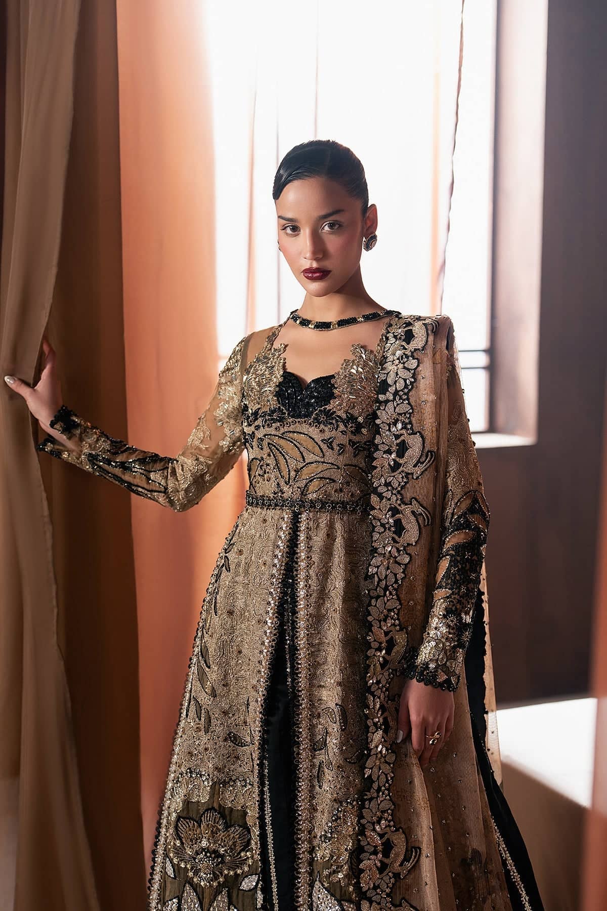 Afrozeh Hayat Luxury Wedding Formals/Rayyan/Black