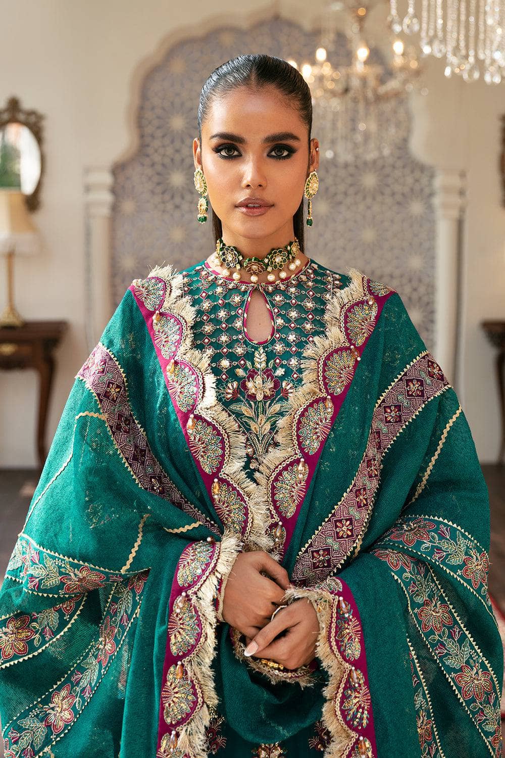 img_afrozeh_hayat_wedding_couture_awwal_boutique