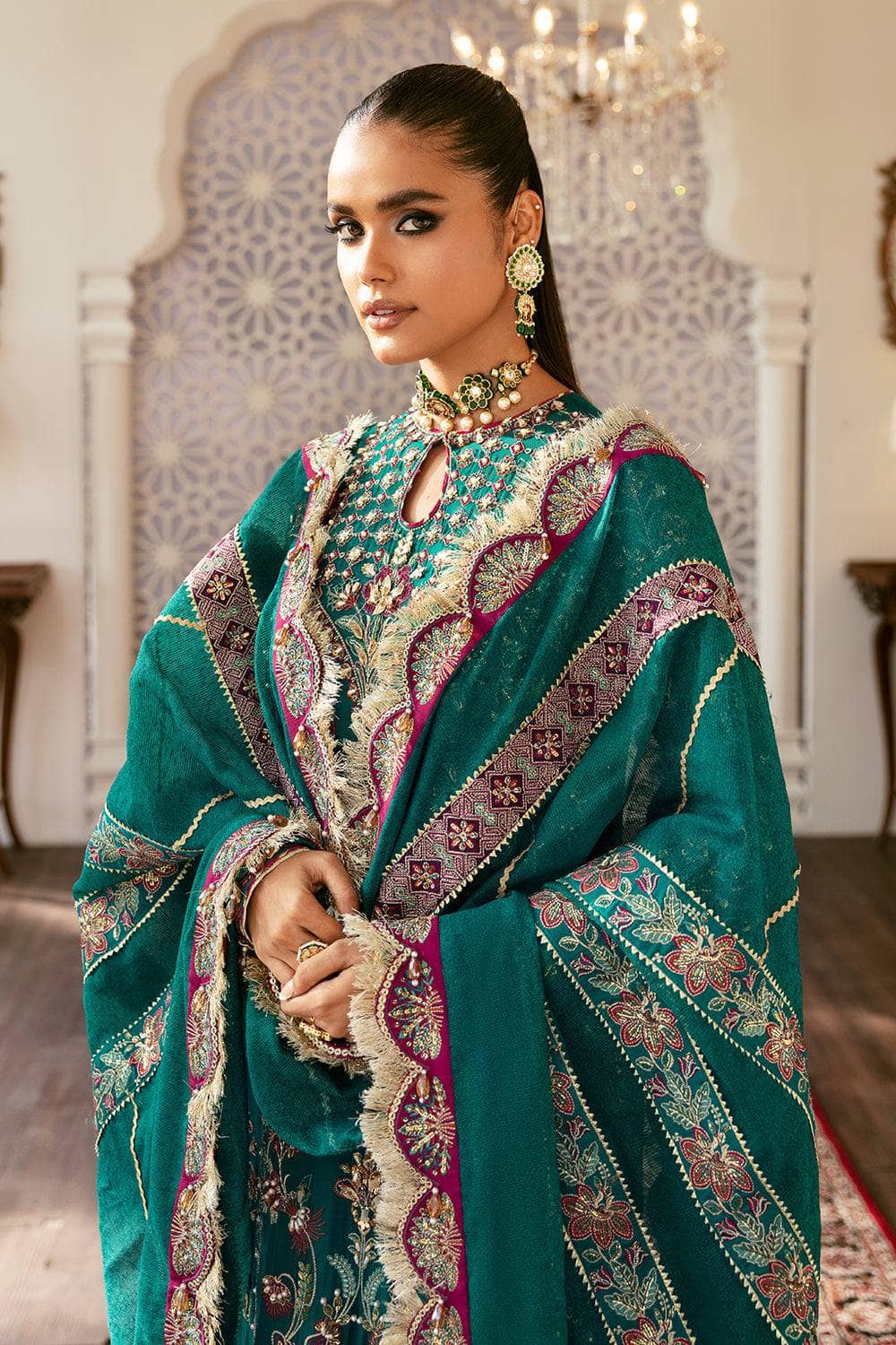 img_afrozeh_hayat_wedding_couture_awwal_boutique