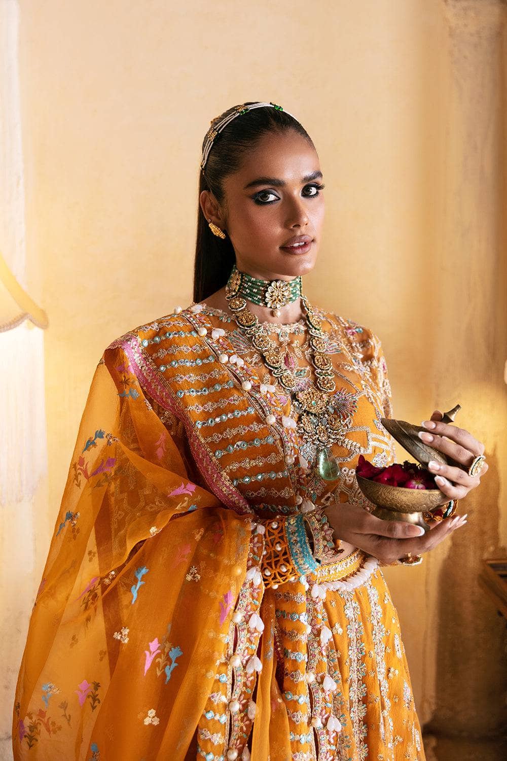 img_afrozeh_hayat_wedding_couture_awwal_boutique