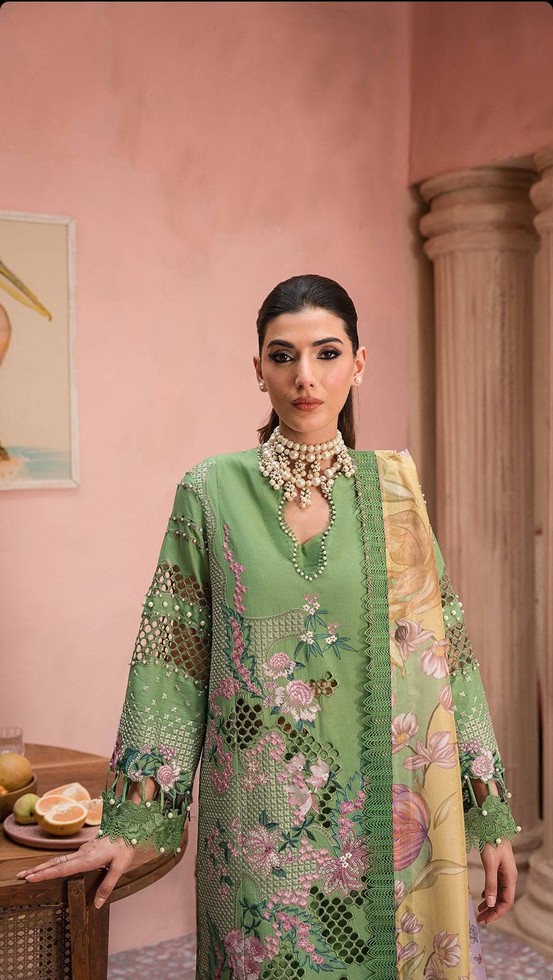 img_afrozeh_painted_garden_lawn_awwal_boutique