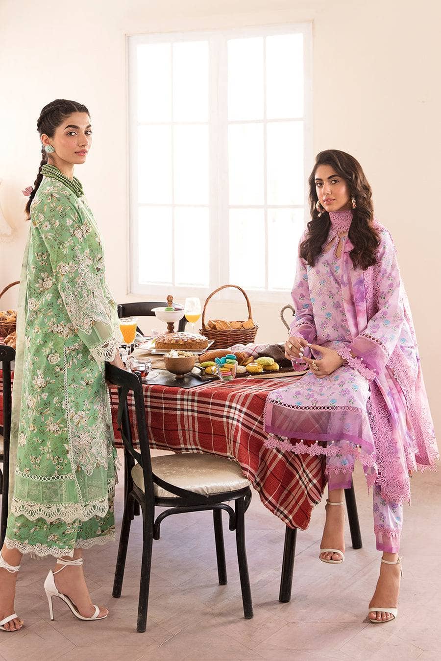 img_afrozeh_printkari_lawn_23_awwal_boutique